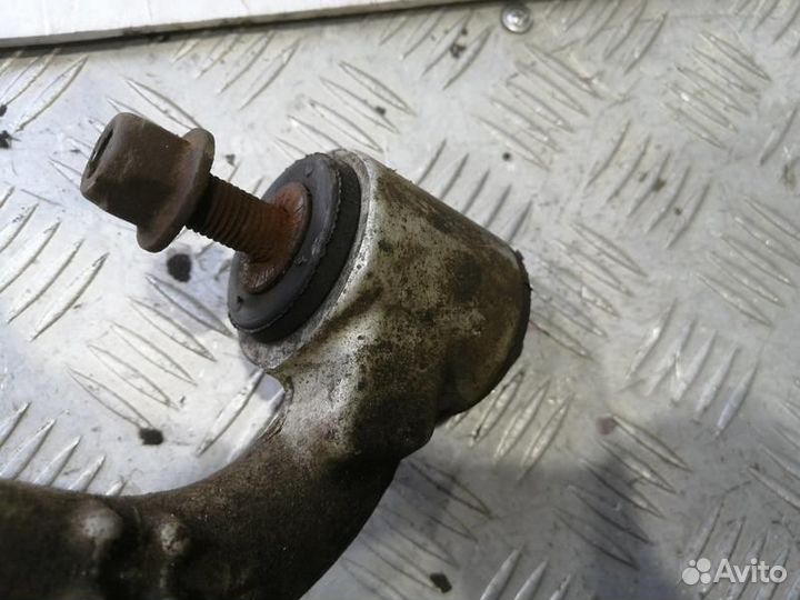 Рычаг правый верхний Mercedes Benz ML W163