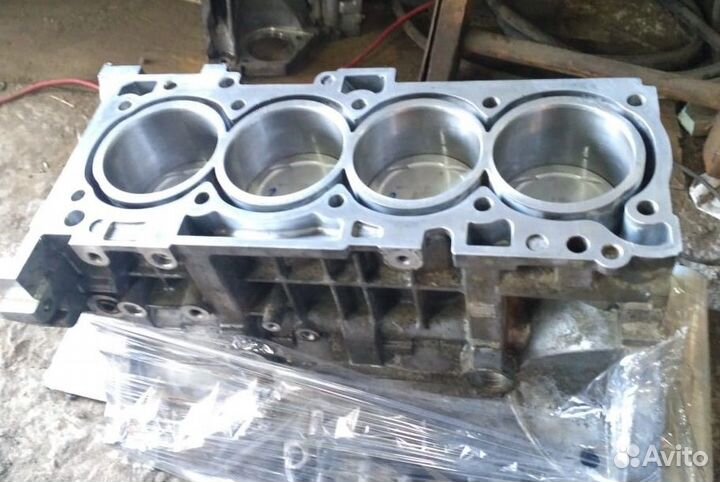 Двигатель Шорт Блок G4KE 2.4i Hyundai Santa Fe