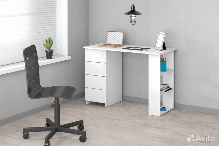 Письменный стол