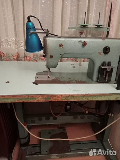 Швейная машина бу