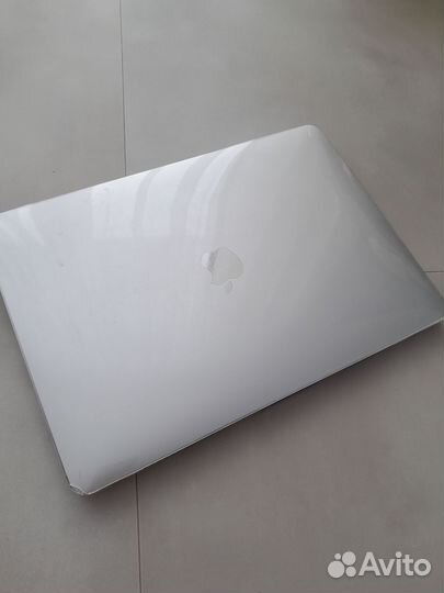 Apple macbook pro 13