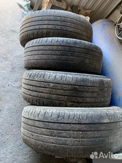 Bridgestone B249 235/60 R18