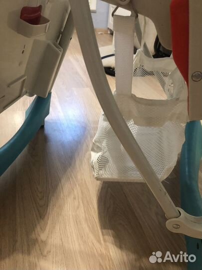 Стул для кормления отдам