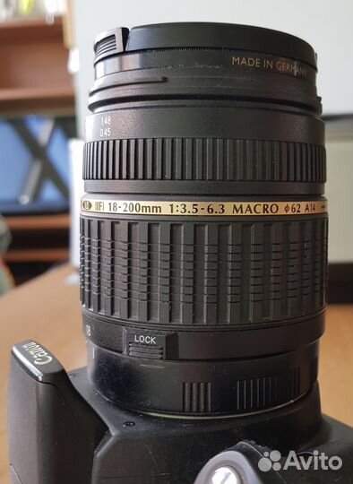 Цифровой фотоаппарат Canon EOS Digital Rebel XT