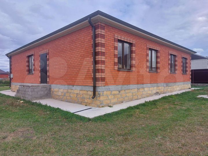 Коттедж 100 м² на участке 4,5 сот.