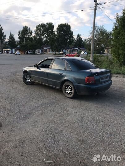 Audi A4 1.6 МТ, 1996, 304 236 км