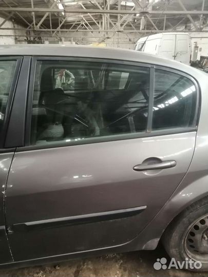 Дверь задняя левая Renault Megane 2