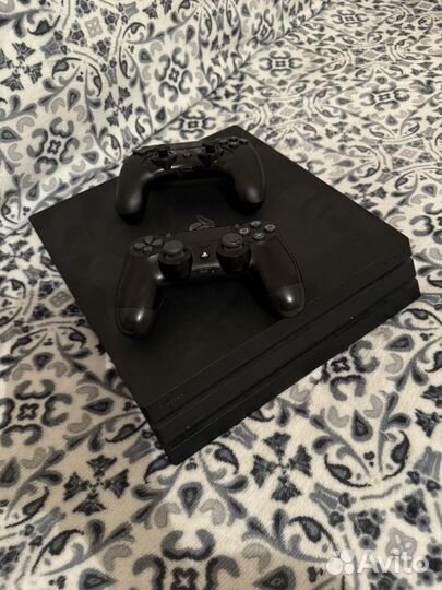 Sony Playstation 4 Pro 1TB