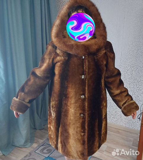 Шуба мутоновая с капюшоном