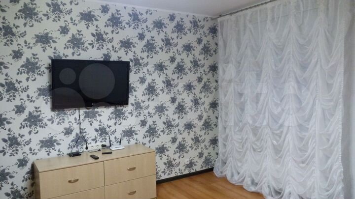 1-к. квартира, 48 м², 1/10 эт.