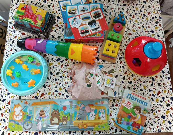 Развивающие игрушки
