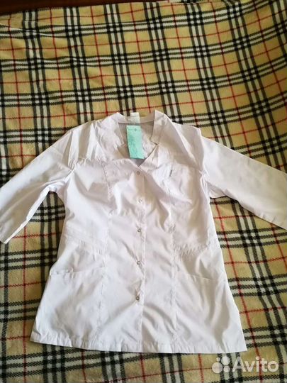 Медицинский костюм женский новый