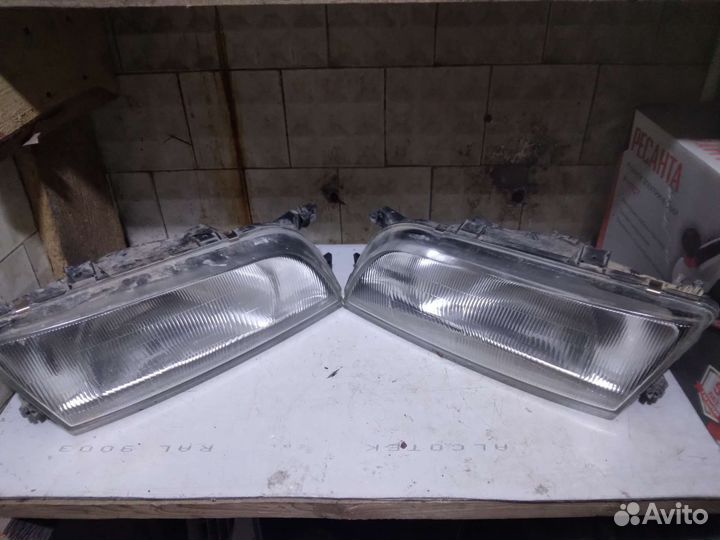 Фара передняя левая правая Nissan Pulsar