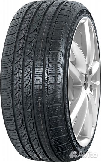Tracmax Ice-Plus S210 225/40 R18 92