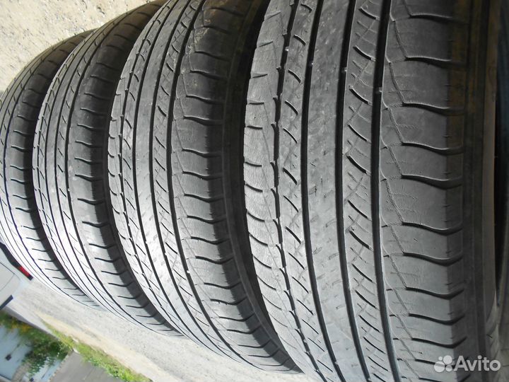 Michelin Latitude Tour HP 225/65 R17