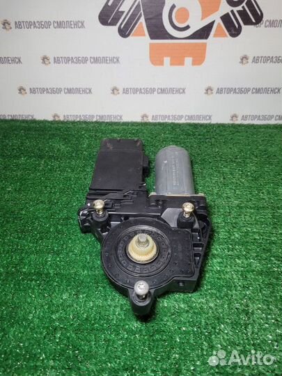 Моторчик стеклоподъемника Volkswagen Passat B5 (19