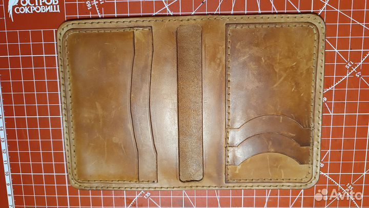 Мужское кожаное портмоне ручной работы