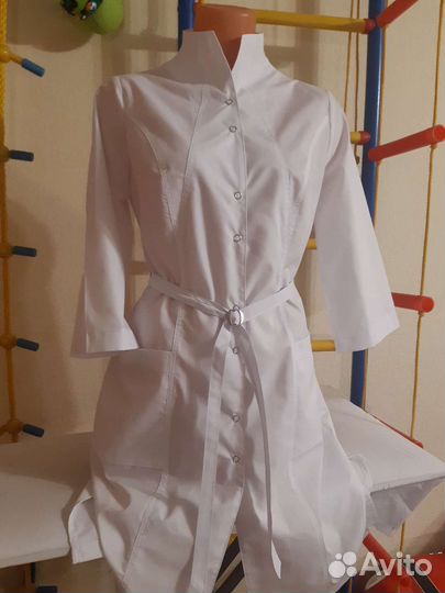 Медицинские халаты 46р. Новые
