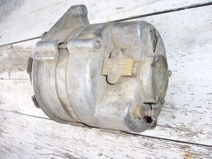 Продаю генератор