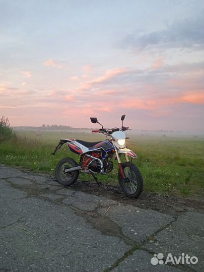 Продам питбайк