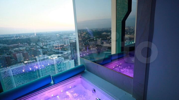 Комната 32 м² в 1-к., 58/76 эт.