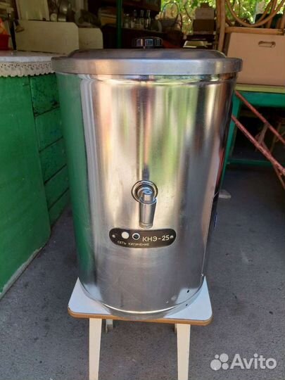 Новый Водонагреватель титан кнэ-25