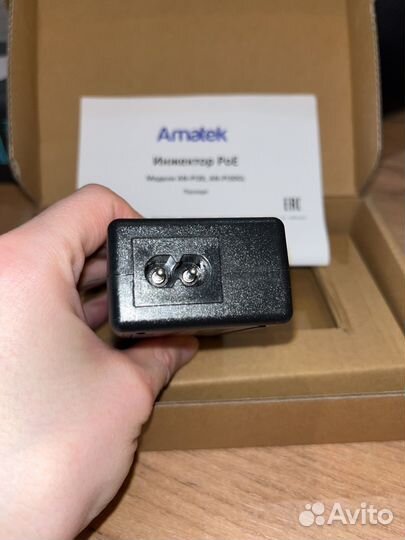 Инжектор PoE Amatek