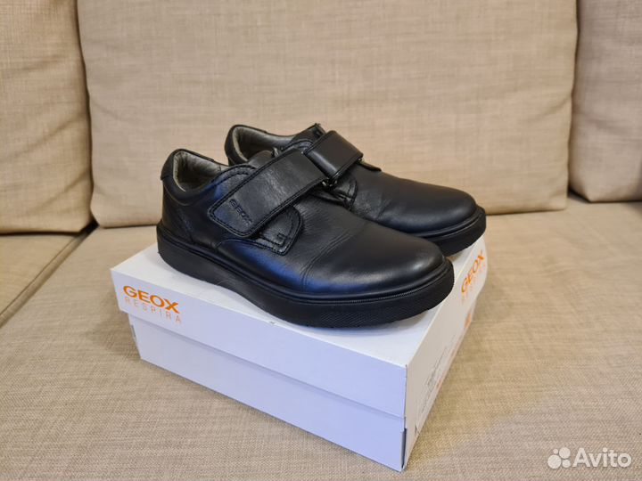 Полуботинки - туфли для мальчика Geox 34 размер