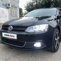 Volkswagen Jetta 1.6 MT, 2014, 294 000 км, с пробегом, цена 985 000 руб.