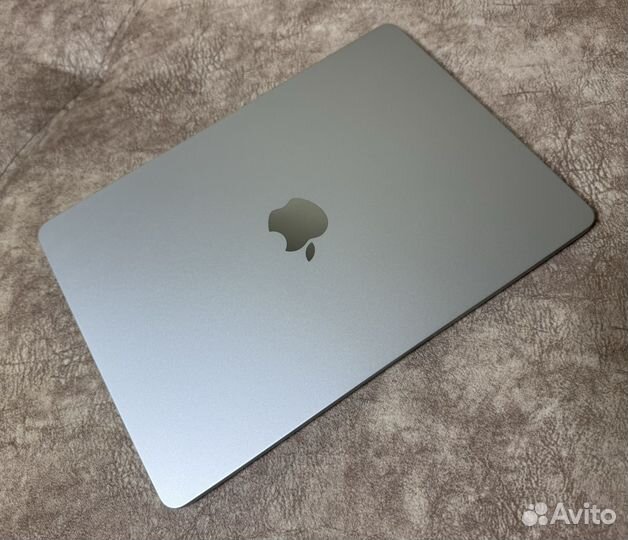 Macbook Air 13 m2 8/256gb 39ц идеал