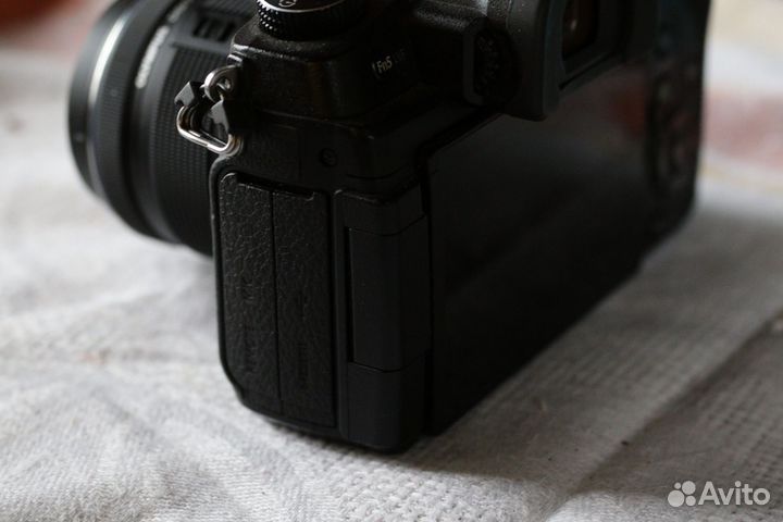 Компактная камера Panasonic g80 body
