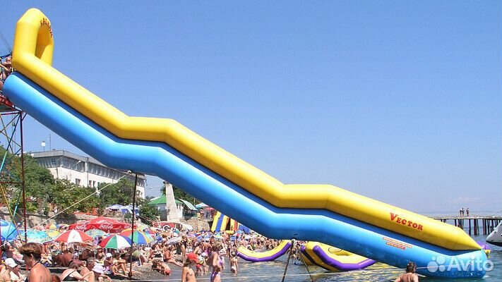 Надувная водная горка с бассейном