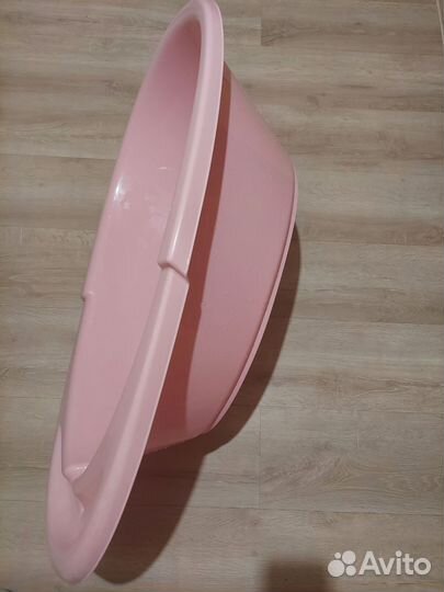 Ванночка для купания новорожденного