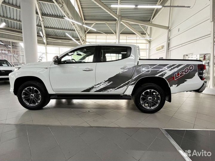 Mitsubishi L200 2.4 МТ, 2023