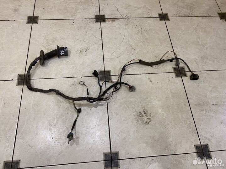 Проводка двери передняя левая Geely Emgrand EC7