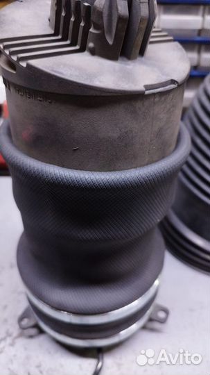 Mercedes-Benz E-Class S213 задний пневмобаллон