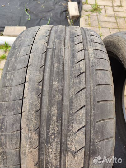 Dunlop SP Sport Maxx GT 275/40 R20 и 315/35 R20 106W