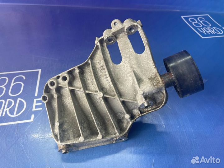 Кронштейн компрессора кондиционера Bmw X5 F15