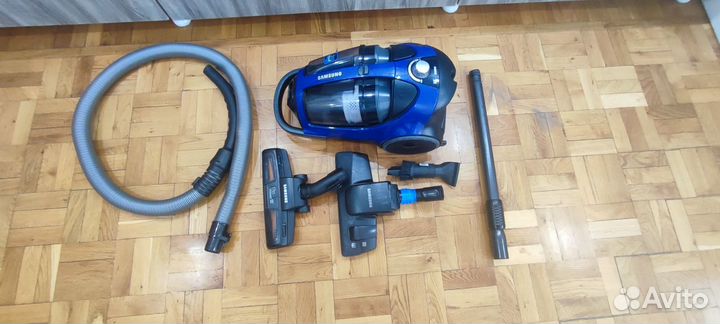 Пылесос Samsung sc8836