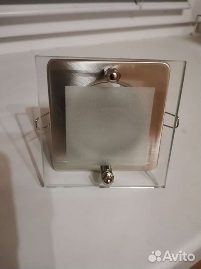 Светильник встраиваемый