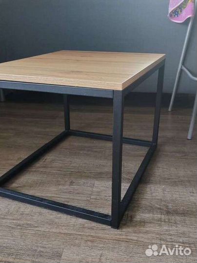 Журнальный стол