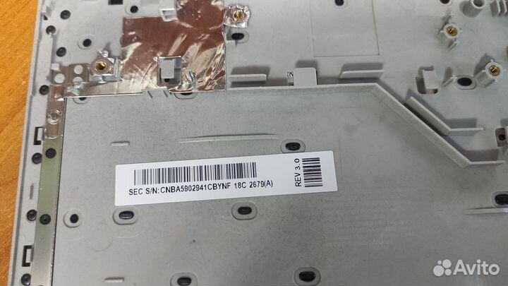 Samsung NP-RV515 топкейс, клавиатура + тачпад