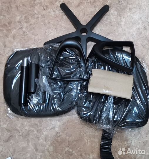 Кресло бюрократ cn-1300n