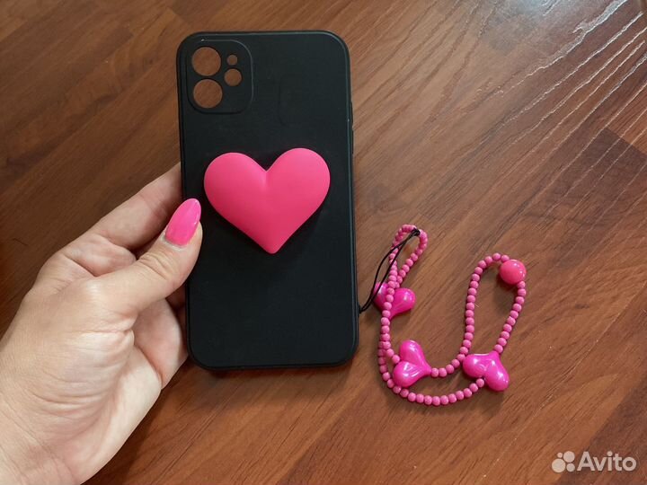 Чехол на iPhone 11