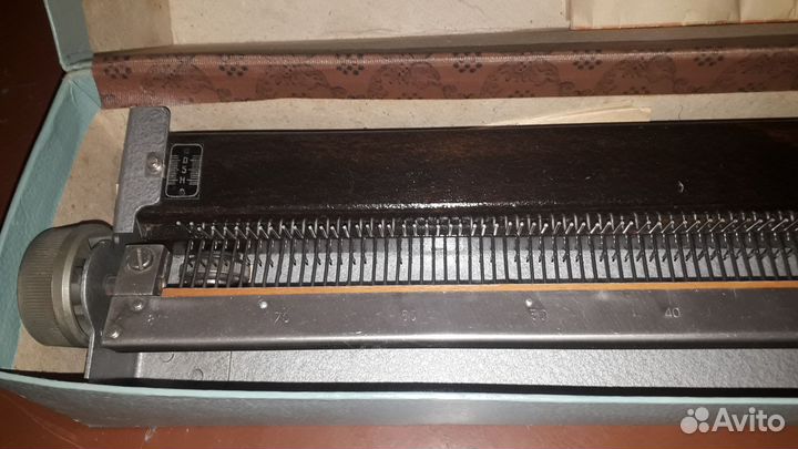 Машинка для ручного вязания