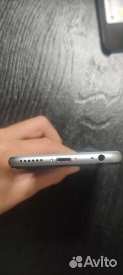 Телефон iPhone 6