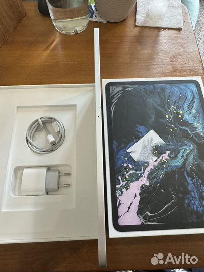 iPad pro 11 2018 64gb silver