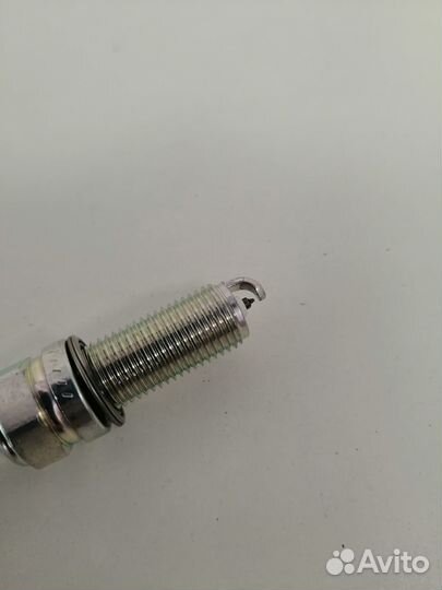 Свечи зажигания иридиевые NGK silkr8AS