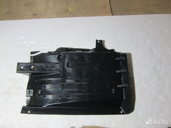 Защита днища задняя правая Hyundai IX35