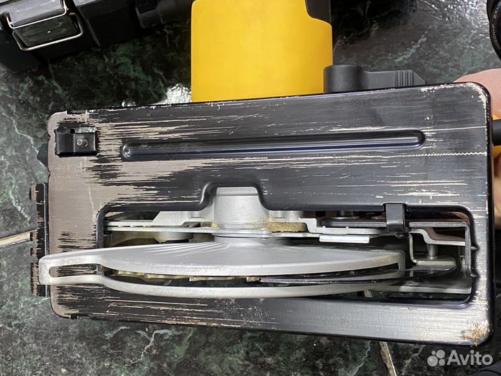 Дисковая пила dewalt D23620-QS